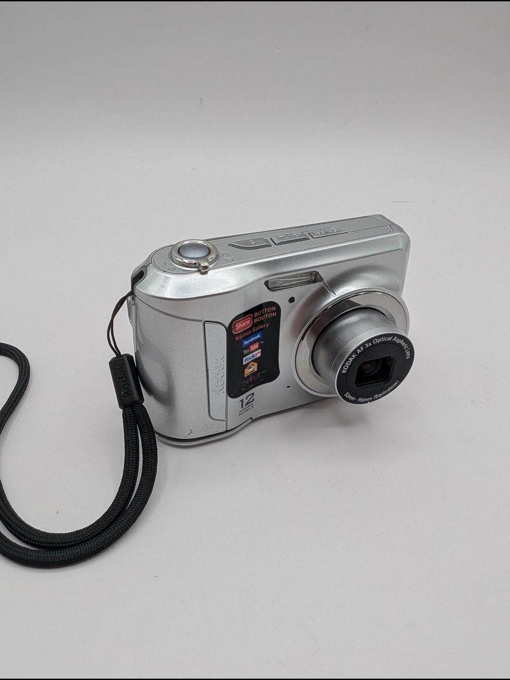 Kodak EasyShare C143 Digital Camera 12MP 3x Optical Zoom Y2K - Tested - READ